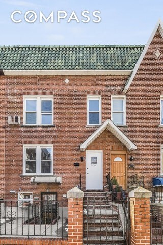 Foto principal - 34-28 Crescent St
