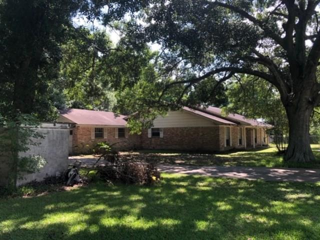 Foto del edificio - 22827 W State Hwy 6
