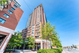 Building Photo - 800 Lawrence Ave W