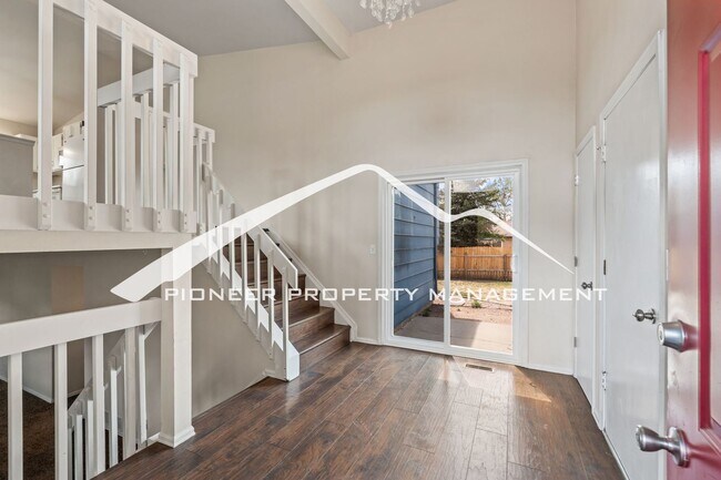 Foto del edificio - "Westside is the Best Side" - 4 bedroom, 2 full bathroom, 2 car garage, and fully enclosed yard.