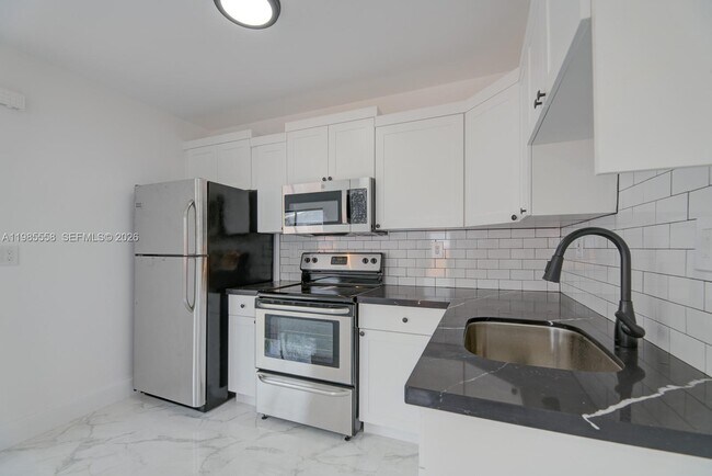 Foto del edificio - 650 E 65th St