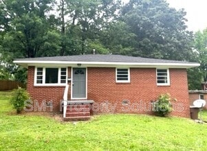 Building Photo - 122 Erwin St