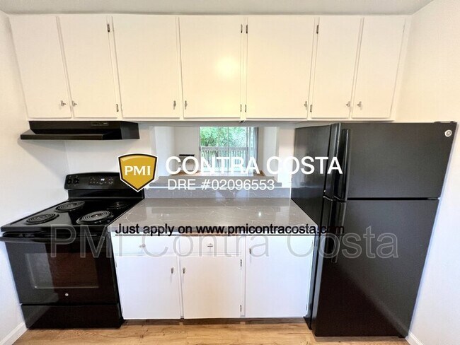 Foto del edificio - 1060 Oak Grove Rd