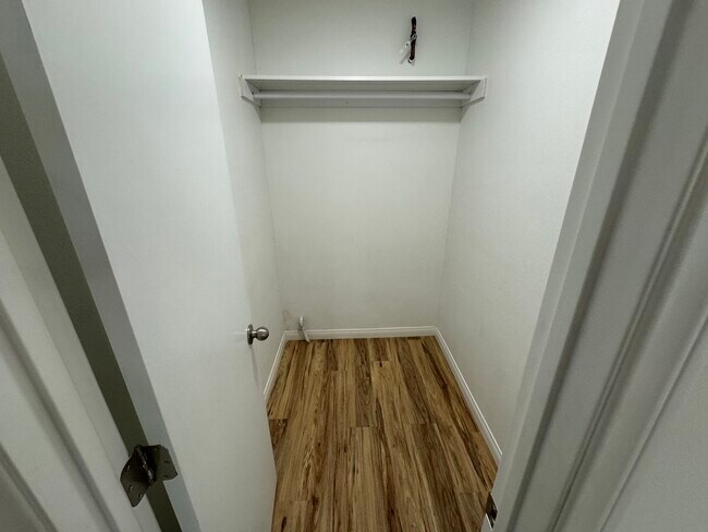 Foto del edificio - 169 1/2 E 67th St