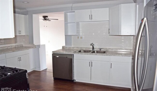 Building Photo - 3 br, 2 bath House - 401 W Liberty St