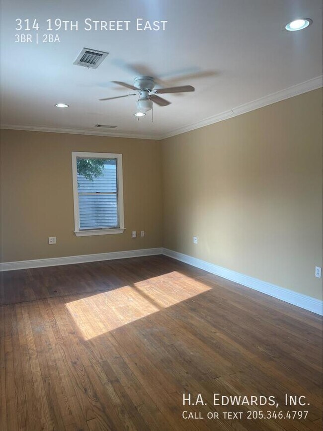 Foto del edificio - 314 19th St E