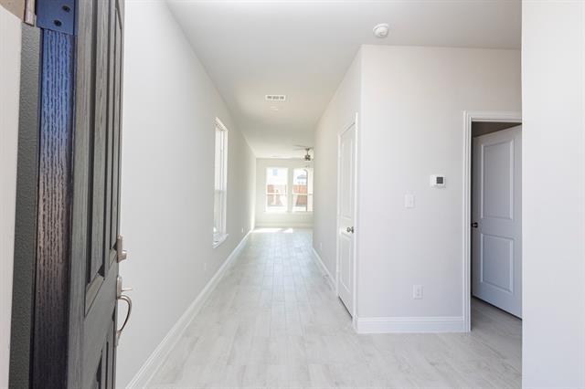 Building Photo - 1214 Aruba Ave