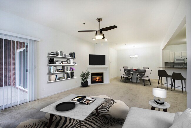 Building Photo - 1744 Deepwood Cir