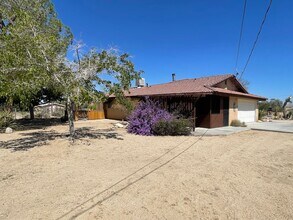 Building Photo - 61974 Sunburst Cir