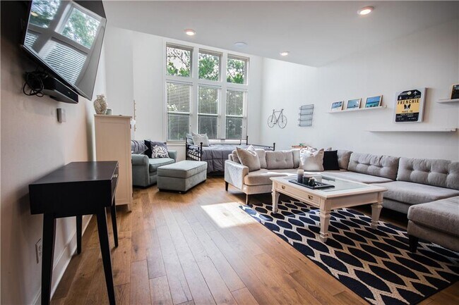 Foto del edificio - 433 SW B St