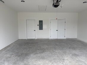 Building Photo - 5205 Whisper Dr