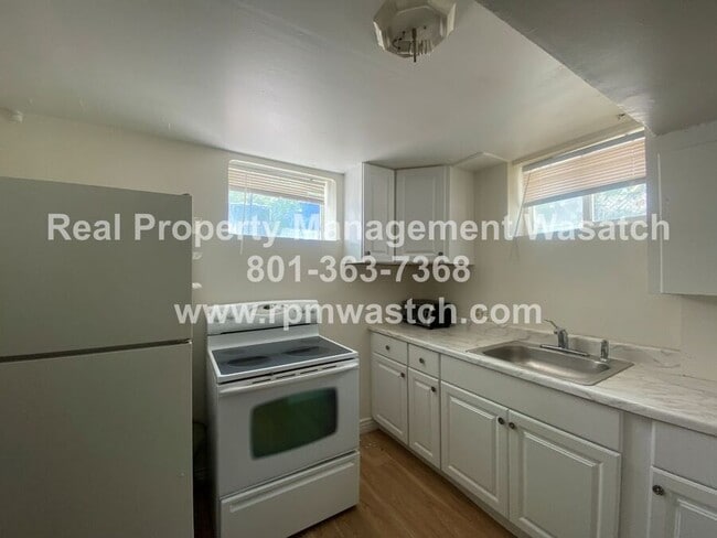 Foto del edificio - 1155 Pacific Ave S