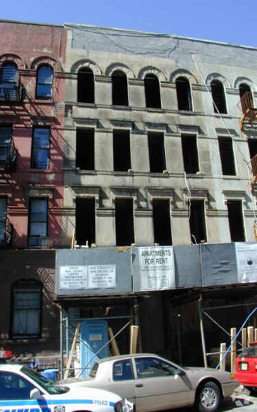 Building Photo - 423 Lenox Ave