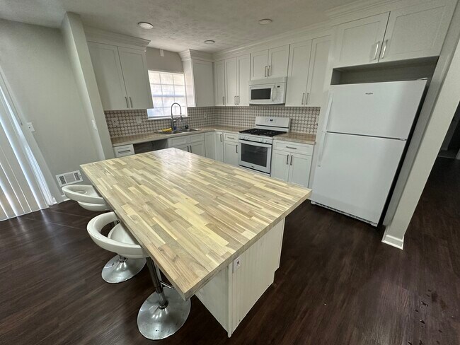 Foto del edificio - 1234 Decatur