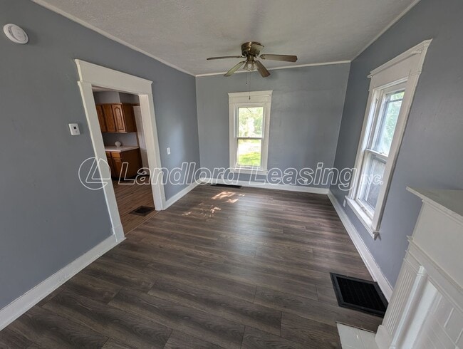 Foto del edificio - Spacious 4-Bedroom Colonial Near Lake Erie