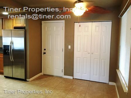 Building Photo - 3769 Rock Island Dr