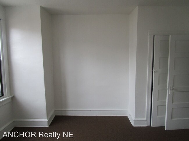 Building Photo - 3 br, 1 bath House - 2120 Carver St.