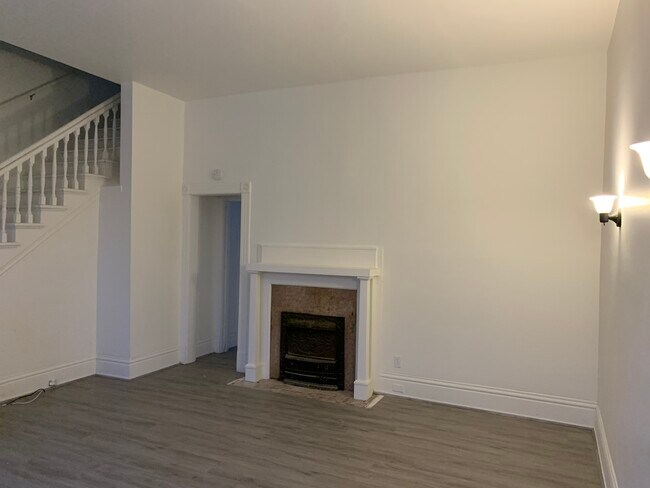 sala de estar - 816 N Sheridan St