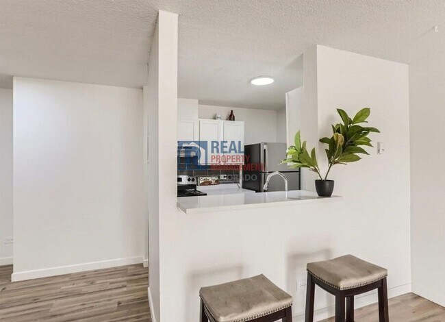 Foto del edificio - 2281 S Vaughn-214A