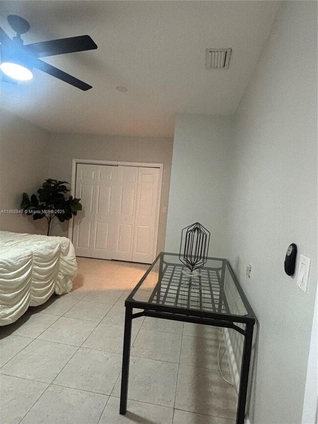 Foto del edificio - 7441 NW 36th St