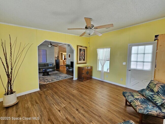 Foto del edificio - 135 Blue Jay Ln