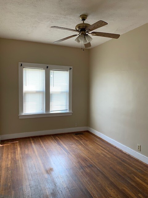 Foto del edificio - 1056 Springfield Pike