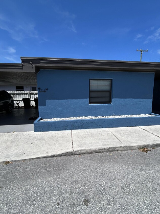 Primary Photo - 716 3rd Ave N