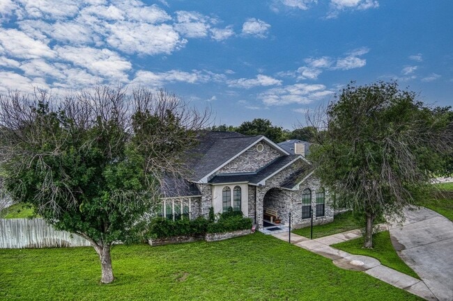 Building Photo - 227 Foster Cir