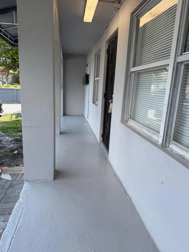 Building Photo - 1810 NW 34th St