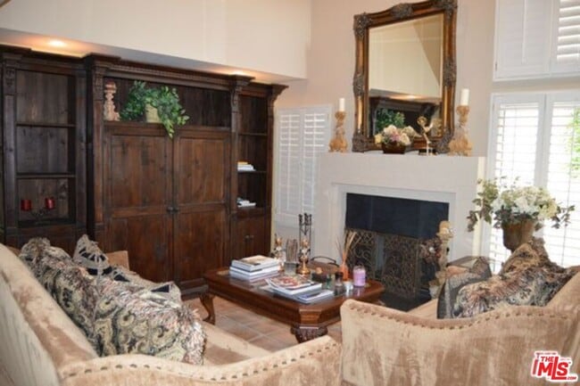 Building Photo - 24715 Cll Largo