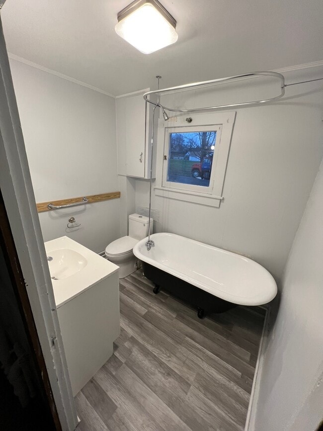 Building Photo - 642 Dryden Rd