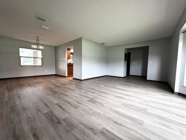Foto del edificio - 947 N Atmore Cir