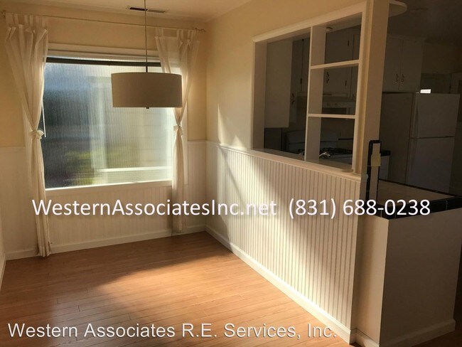 Foto del edificio - 3 br, 1 bath Apartment - 2225 Mattison Ln. #A