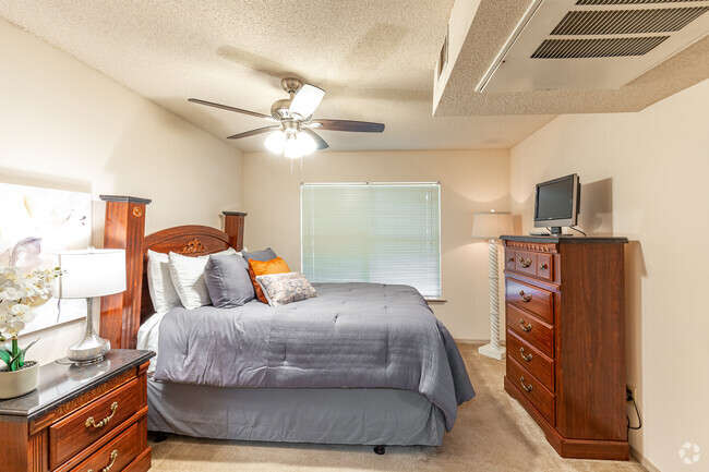 Bedroom - The Links at Texarkana