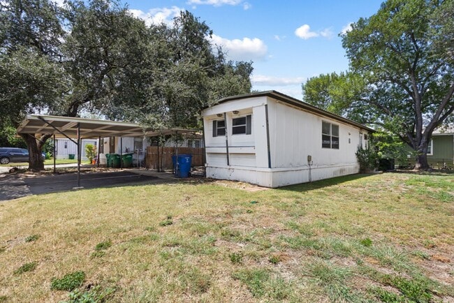 Building Photo - 16240 San Pedro Ave