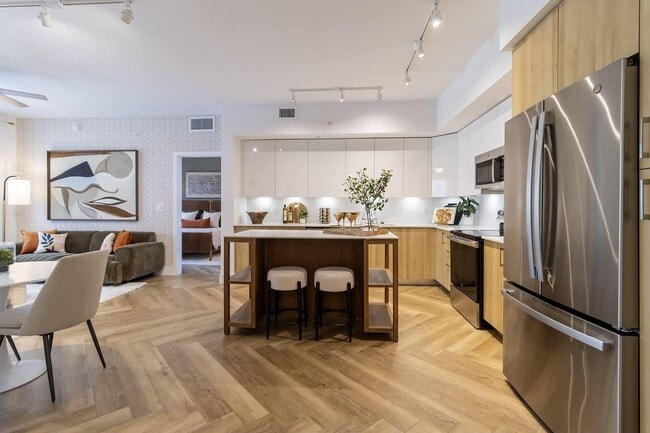 Foto del edificio - 11270 Channing Way