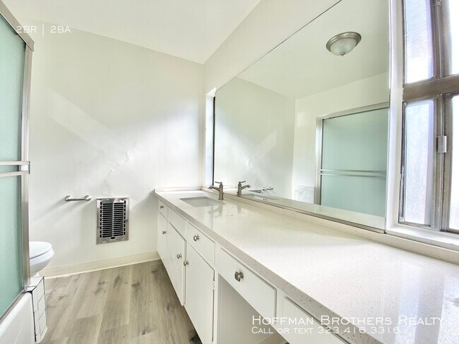 Building Photo - 110 Hurricane St Marina del Rey, CA 90292