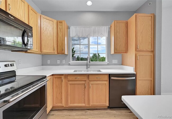 Foto del edificio - 9387 Ashbury Cir