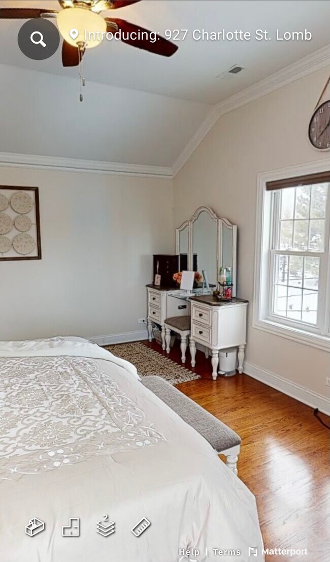 Foto del edificio - 927 S Charlotte St