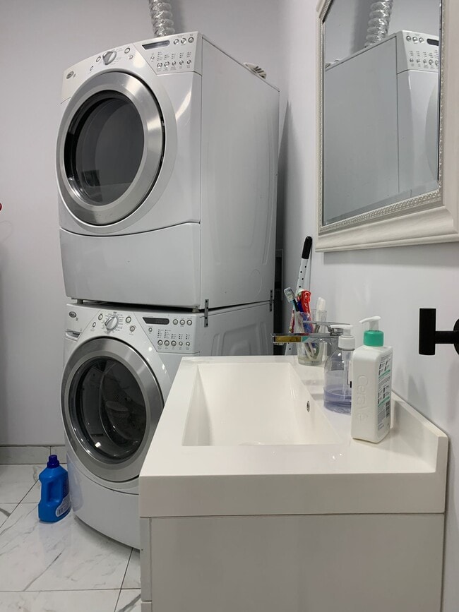 Photo du bâtiment - 4152 Rue Rivard