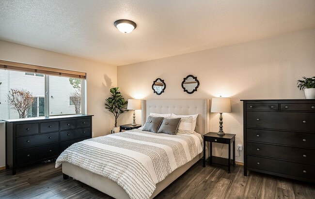 Building Photo - 438 NW 19th St