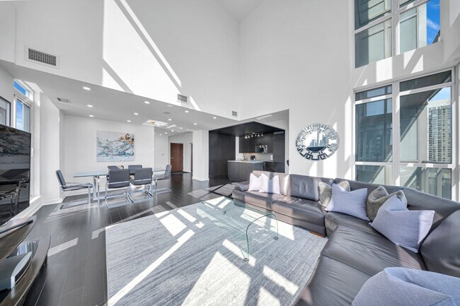 Photo du bâtiment - 10 Capreol Ct