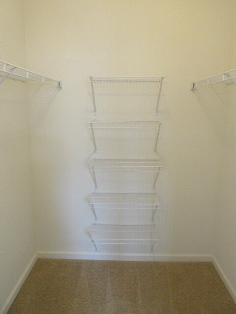 Foto del edificio - NEW CARPET NEW PAINT!! Clean and Bright 2BR 2BTH Condo Close To DIA. Gated Community in First Cre...