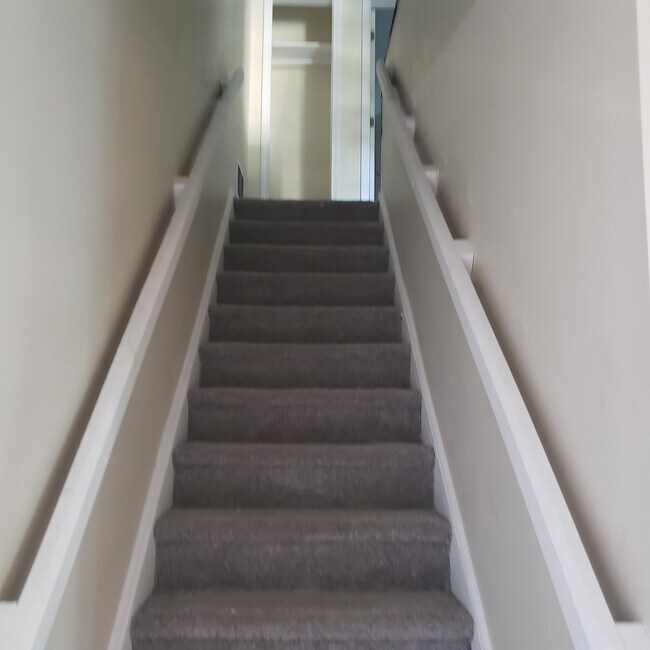 Foto del edificio - 5738 Aftonshire Dr