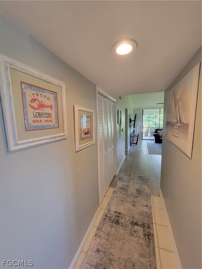 Foto del edificio - 15770 Windward Way Cir