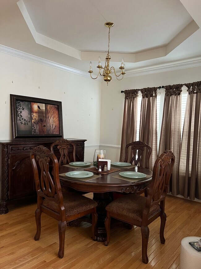 Foto del edificio - 7628 Buckland Pl