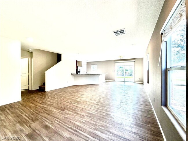 Building Photo - 7223 W Pazienza Ave