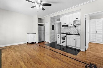 Building Photo - 1019 Westmoreland Ave