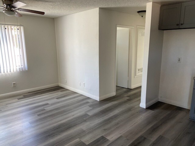 Foto del edificio - 466 N Westmoreland Ave