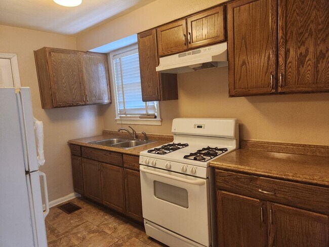 Foto del edificio - 3 Bedroom 1 Bath home in Midtown Columbus